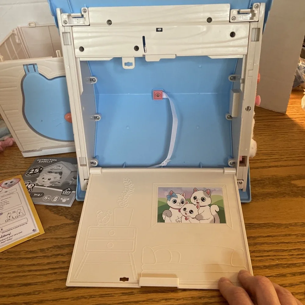 Takara Tomy‎ Magical DIY Cat and Home